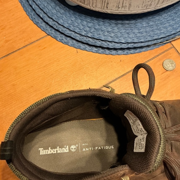Mens Timerberlands Size 7 1/2 - Picture 3 of 6